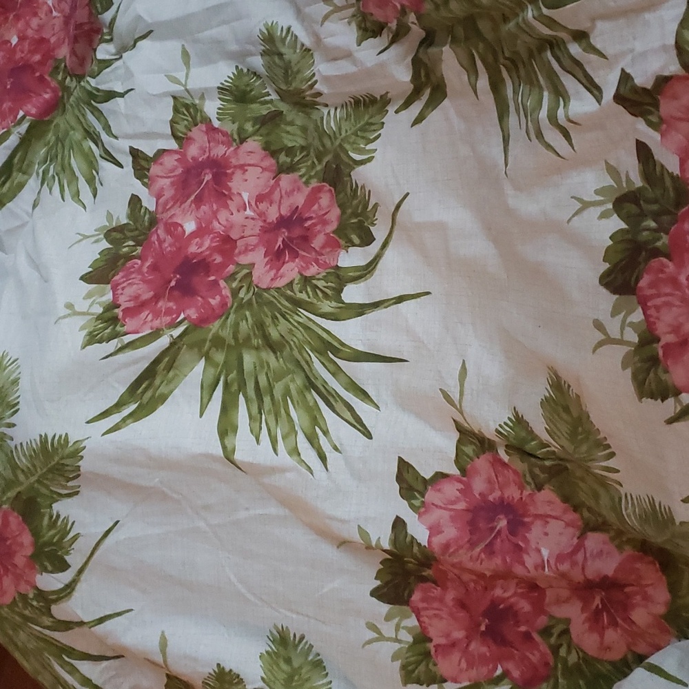 Queen comforter set